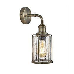 Searchlight Applique murale Pipes Acier Laiton Antique Matériau : AcierColoris : Laiton AntiqueNombre d'ampoules : 1Type d'ampoule : E27Puissance max par ampoule (W) : 60Ampoules incluses : NonIP : 20Hauteur en Cm : 32.5Lar