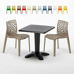 Grand Soleil Table et 2 chaises colorées polypropylen