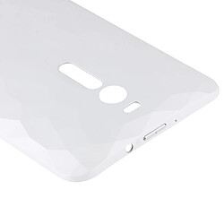 Wewoo Coque arrière blanc pour Asus Zenfone 2 / ZE551ML Cache batterie avec puce NFC pièce détachée pas cher