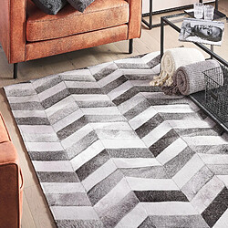 Avis Beliani Tapis gris aux motifs zigzag 140 x 200 AKSAZ