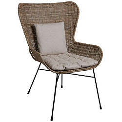 Aubry Gaspard Fauteuil en rotin avec coussin. Fauteuil en rotin avec coussin