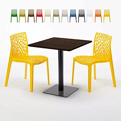 Grand Soleil Table carrée 70x70 plateau effet bois avec 2 chaises colorées Gruvyer Melon - Jaune