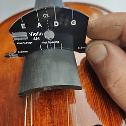 Modèle de Grattoir de Moule de Pont de Violon Nivellement avec Diapason pour Violon 4/4 Modèle de touche de violon