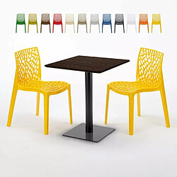 Grand Soleil Table carrée 60x60 pied noir et surface bois avec 2 chaises colorées Gruvyer Kiss - Jaune 