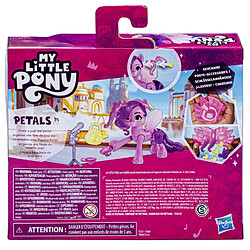 Hasbro Figurine de pégase Ruby Pétales Magie des marques de beauté My little pony pas cher