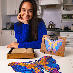 UNIDRAGON Puzzle en bois 700 pcs Intergalaxy Butterfly 60x44 cm 