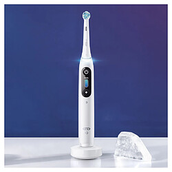 Acheter Oral-B iO 8N - Avec Etui de Voyage et Porte Brossette - Blanche - Brosse À Dents Électrique 