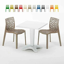 Grand Soleil Table et 2 chaises colorées polypropylen