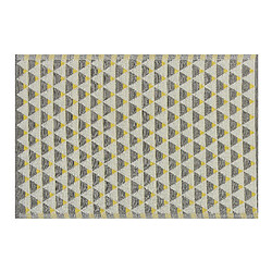 Acheter Beliani Tapis extérieur au motif triangles gris et jaunes 120 x 180 cm HISAR