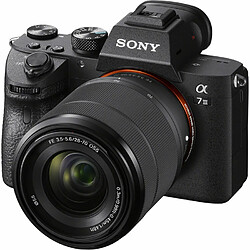 Sony Alpha A7 Mark III 28-70 mm + batterie Kingma 2000 mAh (Sony NP-FZ100)