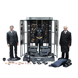 Hot Toys MMS236 - DC Comics - The Dark Knight - Batman Armory With Bruce Wayne And Alfred Pennyworth