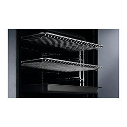 Avis Four multifonction pyrolyse - chaleur tournante pulsée ELECTROLUX - EOF6P46Z - Noir - Porte froide - l67 X L63,5 X H65,4cm