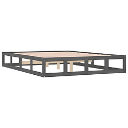 Avis vidaXL Cadre de lit sans matelas gris 135x190 cm bois massif