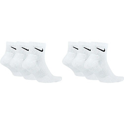 Avis Nike SX7667 Lot de 6 paires de chaussettes courtes pour homme et femme en coton rembourré, hauteur au dessus de la cheville - Taille : 34, 36, 38, 40, 42, 44, 46, 48, 50, blanc/noir, M