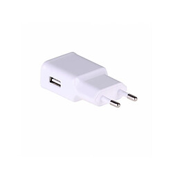 Akyga AK-CH-11 USB wall charger Quick Charge 3.0 white