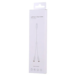 Wewoo Adaptateur pour iPhone, iPad, Samsung, Huawei, Xiaomi, HTC 16cm 2 en 1 double 3.5mm femelle à Lightning audio mâle, pas cher