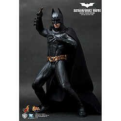 Acheter Hot Toys MMS155 - DC Comics - Batman Begins - Batman Bruce Wayne Batsuit Begins Version