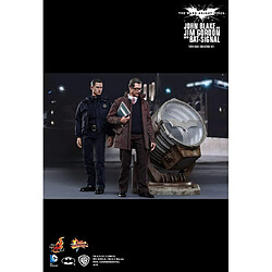 Hot Toys MMS275 - DC Comics - The Dark Knight Rises - John Blake And Jim Gordon With Bat-Signal pas cher