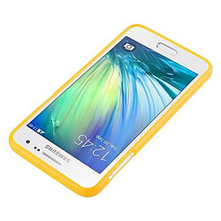 Cadorabo Coque Samsung Galaxy A3 2015 Etui en Jaune pas cher