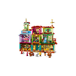 43245 La maison magique des Madrigal LEGO® Disney? Classic pas cher