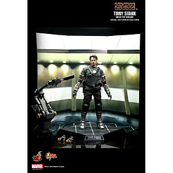 Hot Toys MMS116 - Marvel Comics - Iron Man - Tony Stark Mech Test Version