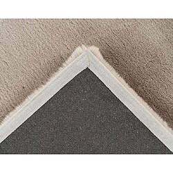 Avis Lisa Design Joy - tapis rectangulaire - fausse fourrure - beige