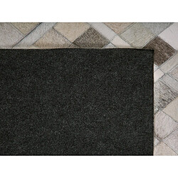 Beliani Tapis en cuir 140 x 200 cm HIRKA pas cher