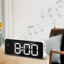 Horloge Digitale de Bureau Alarm Réveil LED avec Fonction Snooze, Charge des Ports USB 2pcs pas cher