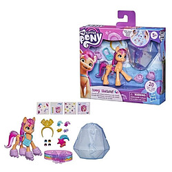 Hasbro MY LITTLE PONY - A New Generation - Aventure de cristal Sunny Starscout - Figurine de poney orange de 7 - 5 cm avec surprises