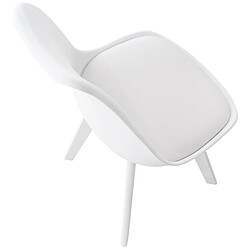 Acheter Decoshop26 Chaise de salle à manger x1 design scandinave en plastique et PVC blanc et pieds en bois blanc 10_0002274