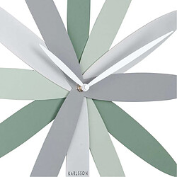 Acheter Karlsson Horloge murale en métal Bloom vert.