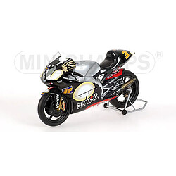 Aprilia RSV250 2002 1/12 Minichamps