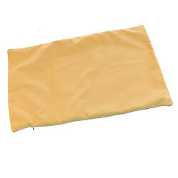 Housse de coussin jaune en velours doux