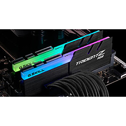 Gskill Trident Z RGB 32 Go (2 x 16 Go) DDR4 4266 MHz CL17