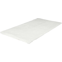 Avis The Home Deco Factory Tapis fin imitation fourrure 110 x 60 cm Ecru.