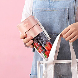 Universal Un mixeur portable, un smoothie, un jus, et un USB.