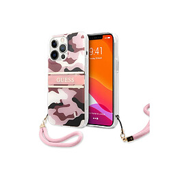 Guess Maroquinerie Guess Coque pour Apple iPhone 13 Pro Camo avec lanière nylon Rose