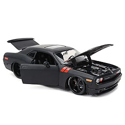 Universal 1:24 2008 Dodge Challenger Sports Car Cast Model Model Carys | Diecasts & Toy Vehicles (noir)