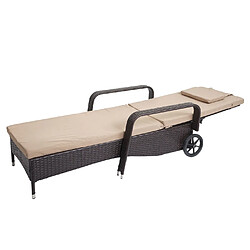 Decoshop26 Chaise longue relaxation transat de jardin bain de soleil poly rotin marron housse beige 04_0004241