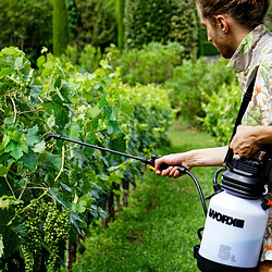 Worx aku - Pulvérisateur de jardin sans fil 20V - 5 litres - WG829E.9 (Livré sans batterie ni chargeur, débit de 25L/h, buse de pulvérisation, lance longue, courroie d'épaule) Noir