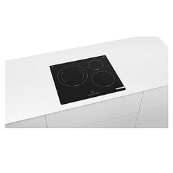 Avis Table de cuisson à induction 60cm 3 feux noir - PIJ611BB5E - BOSCH