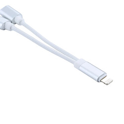 Wewoo Adaptateur blanc pour iPhone X / 8 et 8 Plus / 7 7 Plus / 6 6s 6 Plus 6s Plus / iPad, soutien IOS 11,2 12cm 8 broches Lightning mâle à double câble d'adaptateur femelle 8 Lightning,