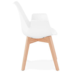 Avis Alterego Chaise avec accoudoirs 'MISTRAL' blanche style scandinave