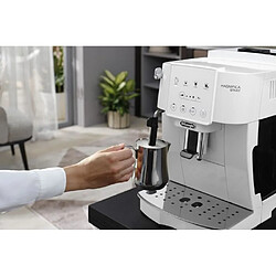 Expresso broyeur DELONGHI Magnifica Start- ECAM220.21.WW pas cher