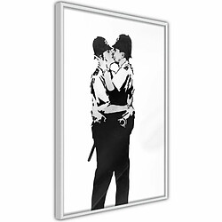 Paris Prix Affiche Murale Encadrée Banksy Kissing Coppers I 40 x 60 cm Blanc