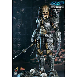 Hot Toys MMS221 - Alien VS. Predator - Celtic Predator pas cher