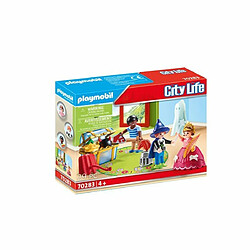 Playmobil® Des enfants avec une boîte à déguisements