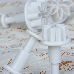 Acheter 4pcs Emporte-pièces Fleur Décoration Gâteau Fondant Coupeur - Blanc