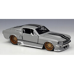 Universal 1: 24 Modifié Chevrolet Chevrolet SS 396 Modèle de précision de moulage sous pression hautement détaillé Modèle de voiture Collection Cadeau | Voiture jouet de moulage sous pression (gris)