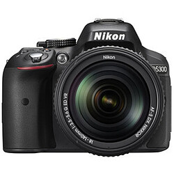 Avis Appareil photo Réflex Numérique NIKON D5300 24.2 MP - Ecran 3.2' - Vidéo Full HD - Wi-Fi + Objectif AF-S DX NIKKOR 18-140MM F/3.5-5.6G ED VR